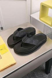 Picture of LV Slippers _SKU441815037481929